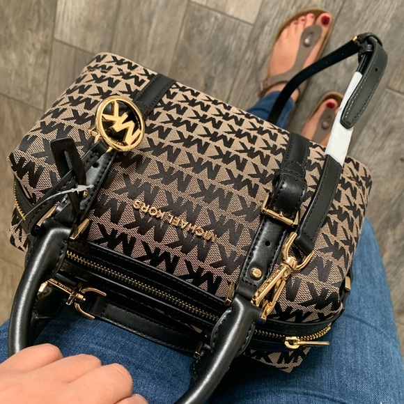 Last one ✂️New MK set 🖤 medium satchel & wallet - Picture 2 of 8